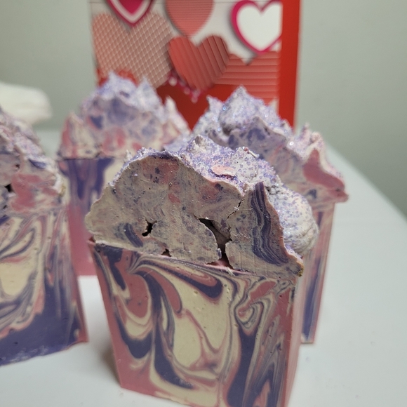 Handmade Soap 2 large bars lilac scent - Picture 11 of 16